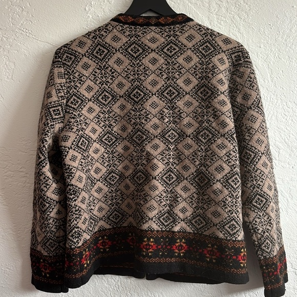 Cambridge Dry Goods 100% wool knit long sleeve crew neck cardigan sweater - Picture 9 of 9